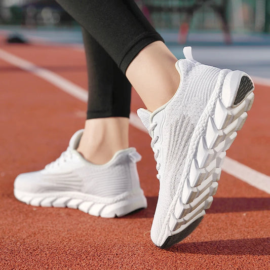 Women's running shoes, lightweight mesh, breathable and comfortable flat soft tennis shoes, blade sports shoes for women