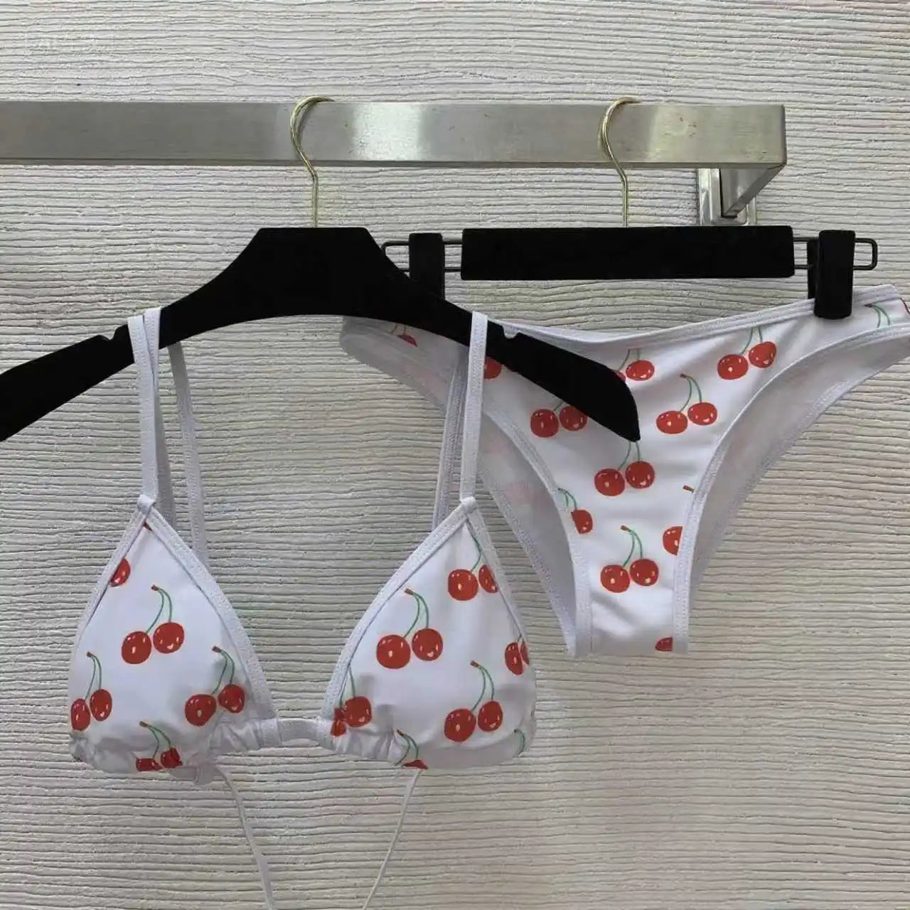 New Bikin Swimsuit  Slim Fashion  Women 2 piece